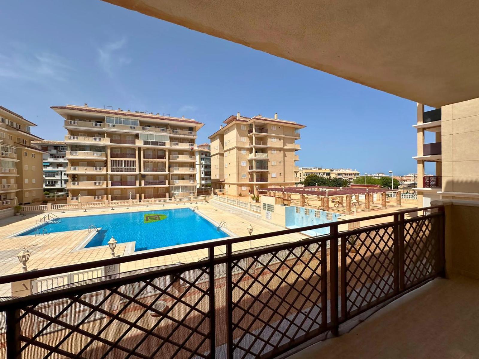 Cipres 4 Apartamento En Urbanizacion Con Piscina تورّيفيِخا المظهر الخارجي الصورة